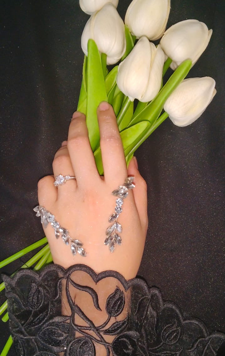 Noor Crystal Hand Jewellery
