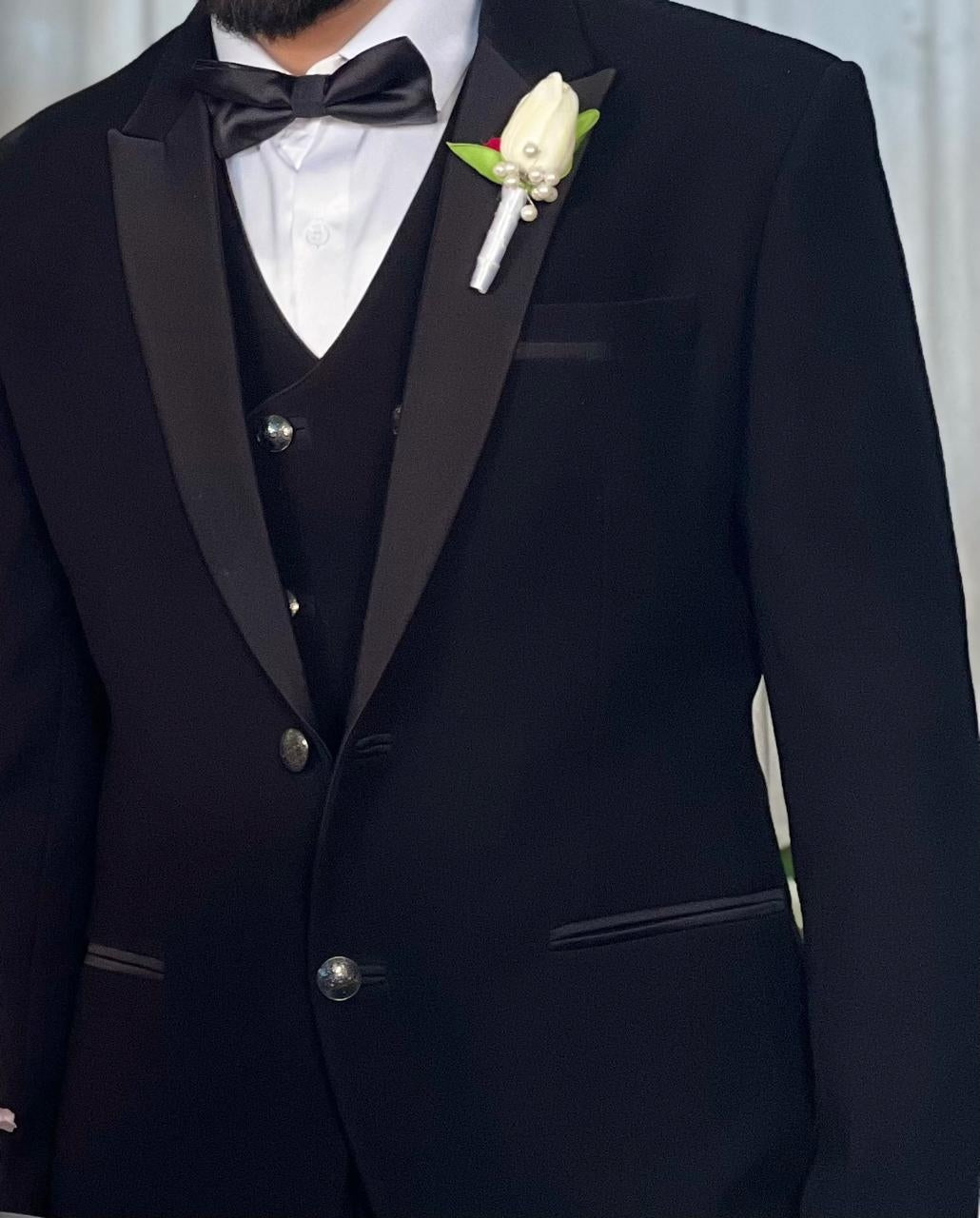 White Tulip pearl Bouquet with Matching Groom Boutonnière