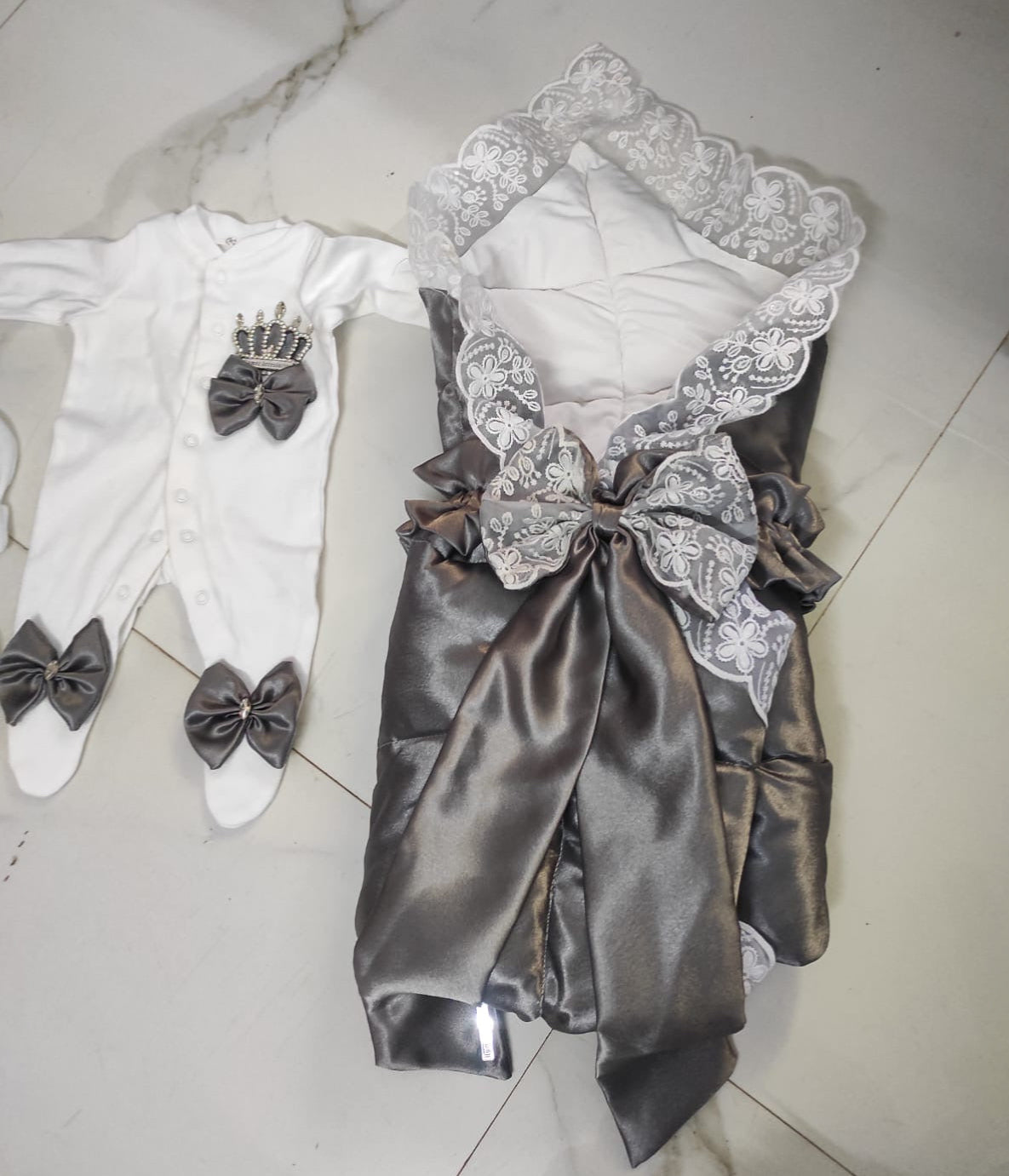 Luxury Newborn Arrival Set