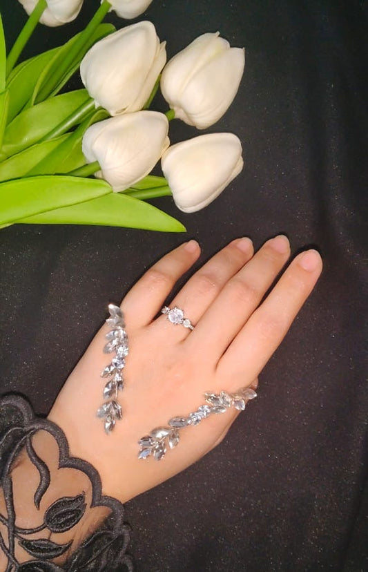 Noor Crystal Hand Jewellery