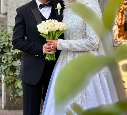 White Tulip pearl Bouquet with Matching Groom Boutonnière